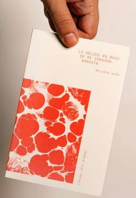 LA HÉLICE EN ROJO DE MI CORAZÓN GRAVITA