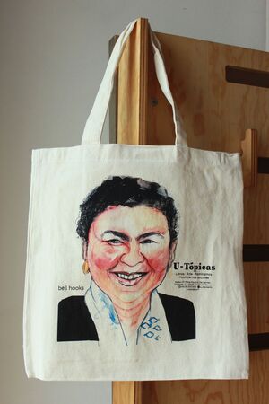 TOTE BAG BELL HOOKS