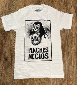 PLAYERA PINCHES NECIOS BLANCA XL